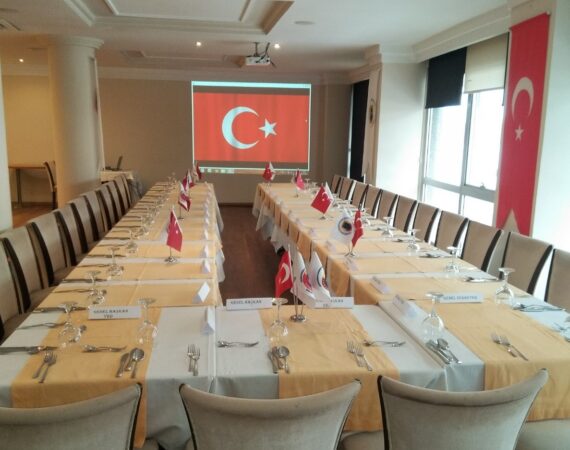 İsmira Otel