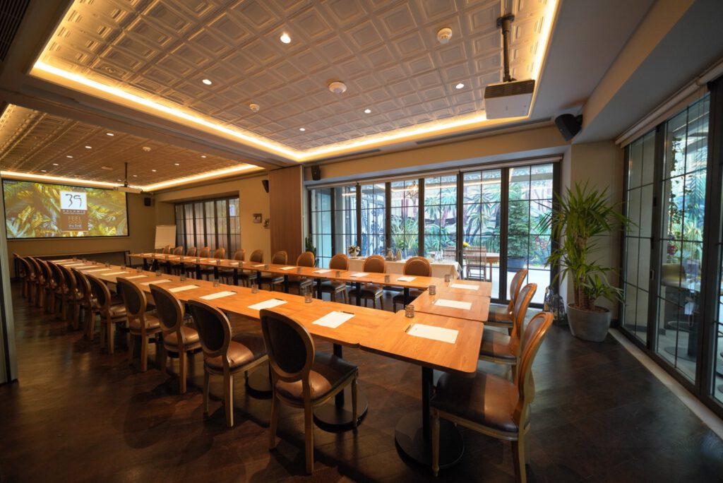 Urban & Oasis Toplantı Odası