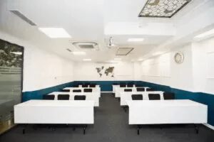 Business93 Arya Plaza