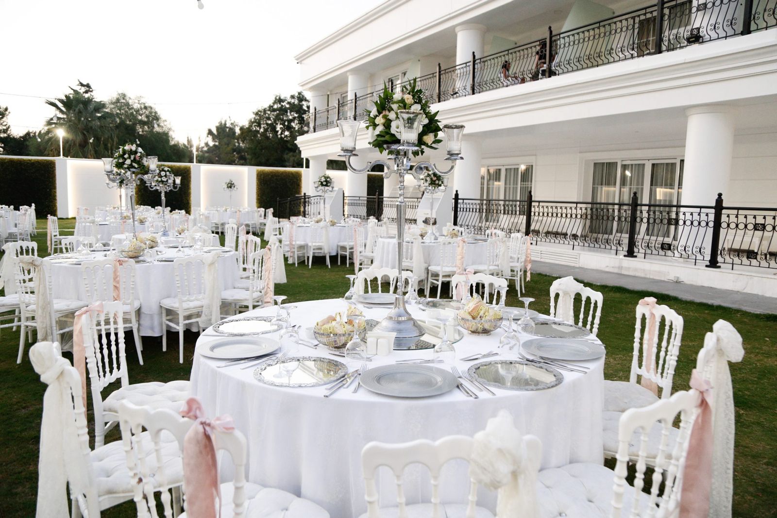 And Hotels Karsiyaka