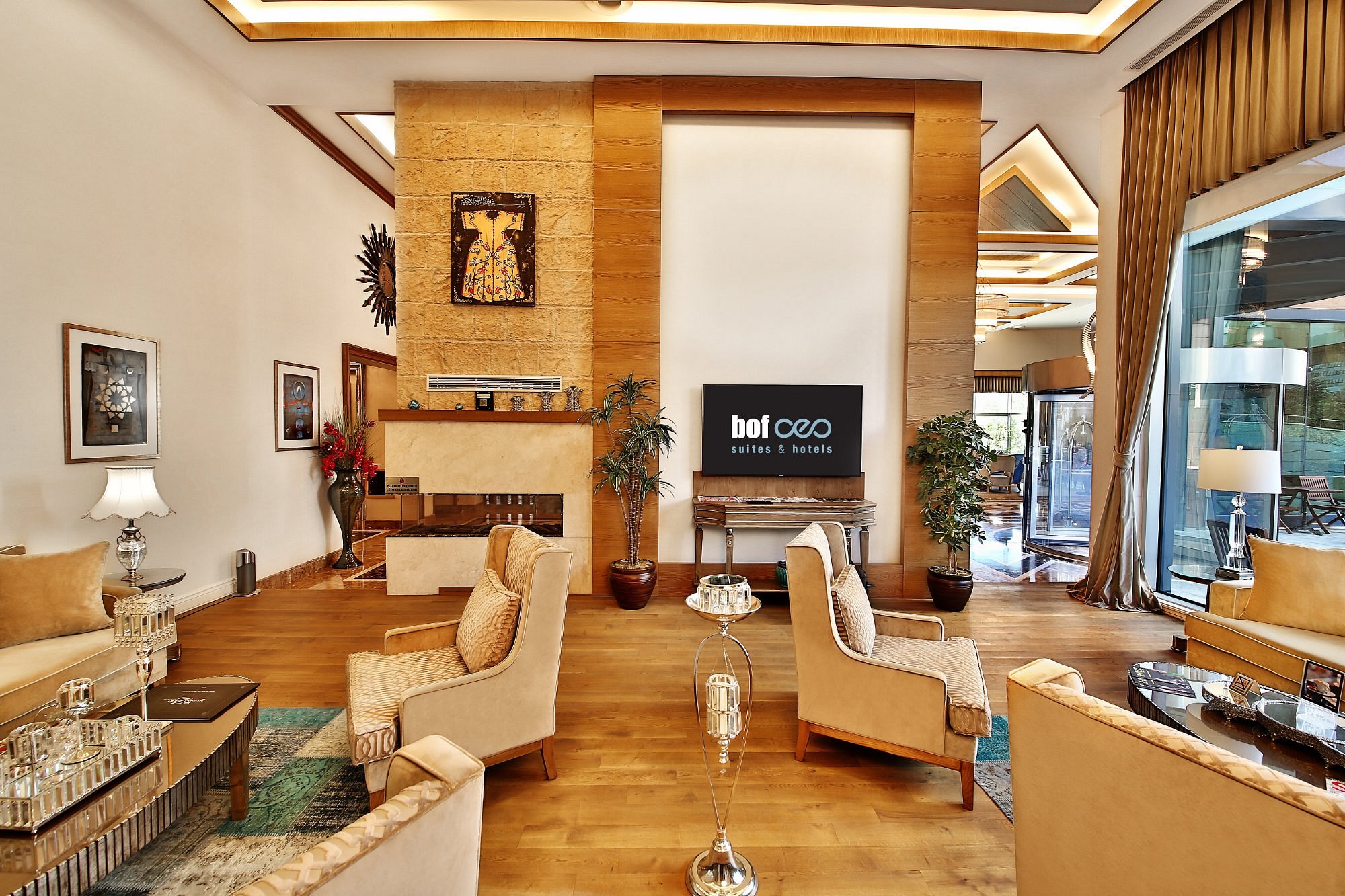 Bof Hotel Ceo Suites