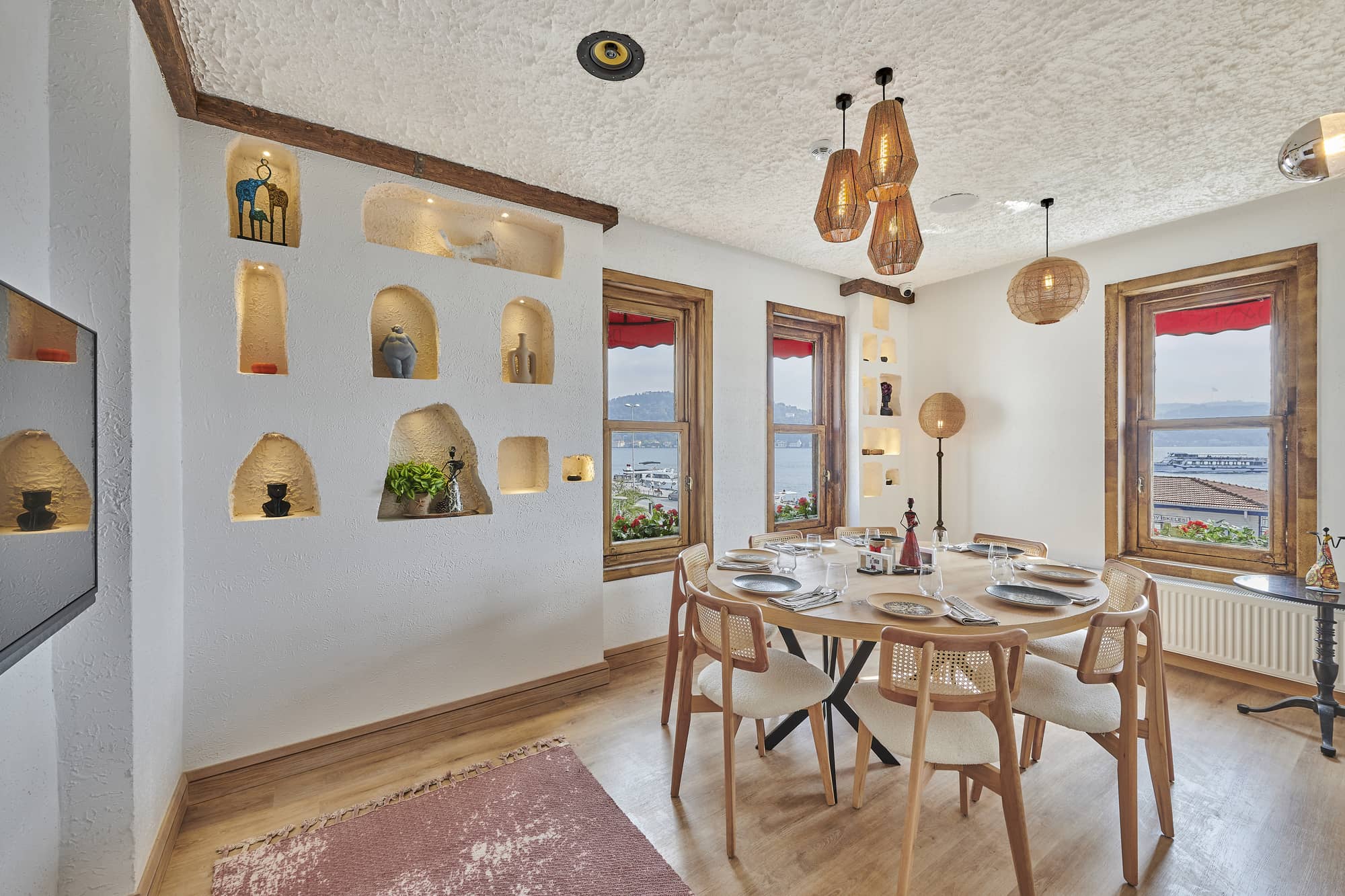 Danış Ethnic Restaurant