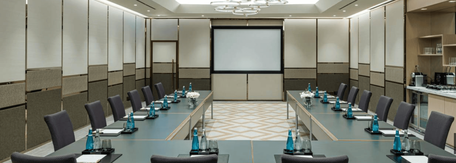 Montreux - Oda Görseli