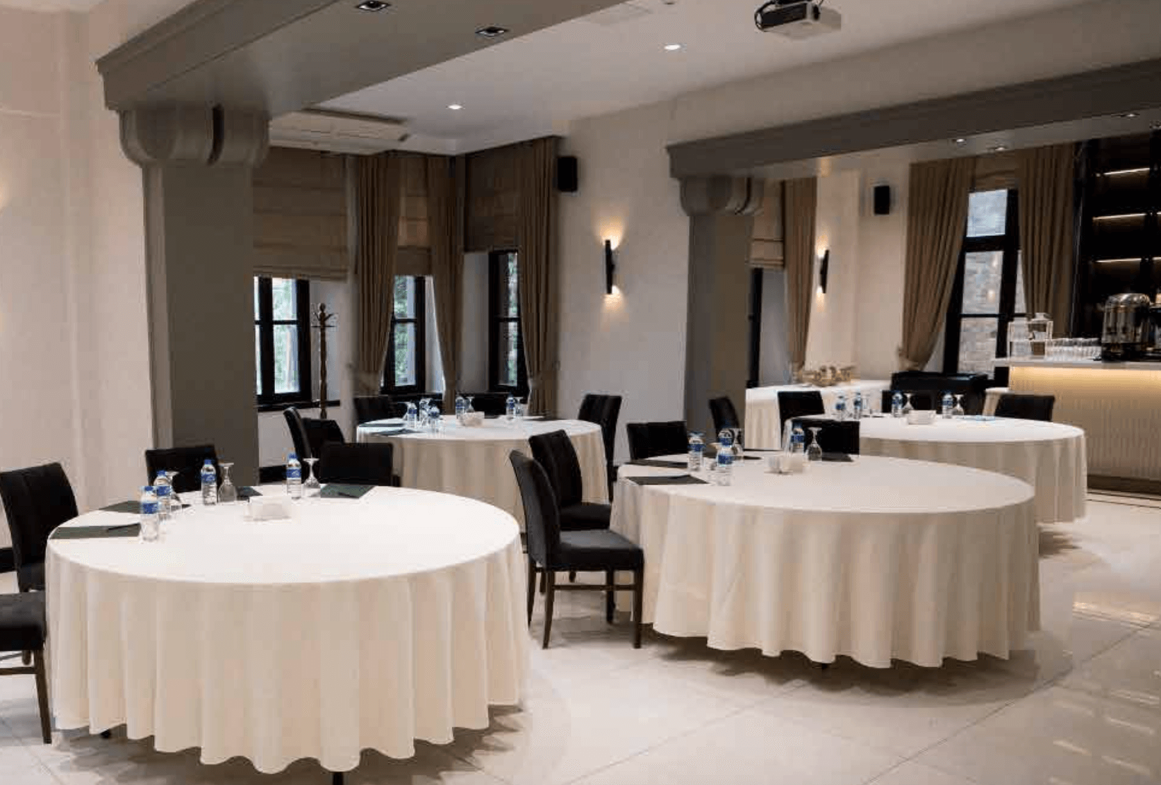 Taş Bina - Jasmine Salonu - Oda Görseli