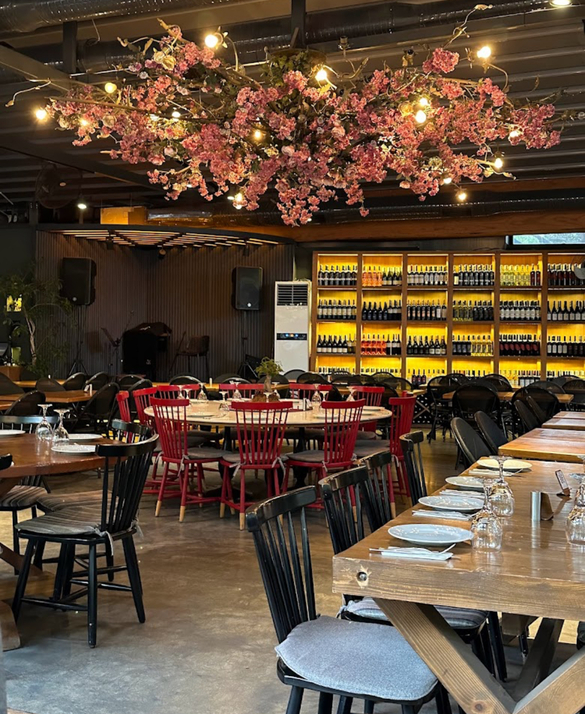 La Fourmi Restaurant