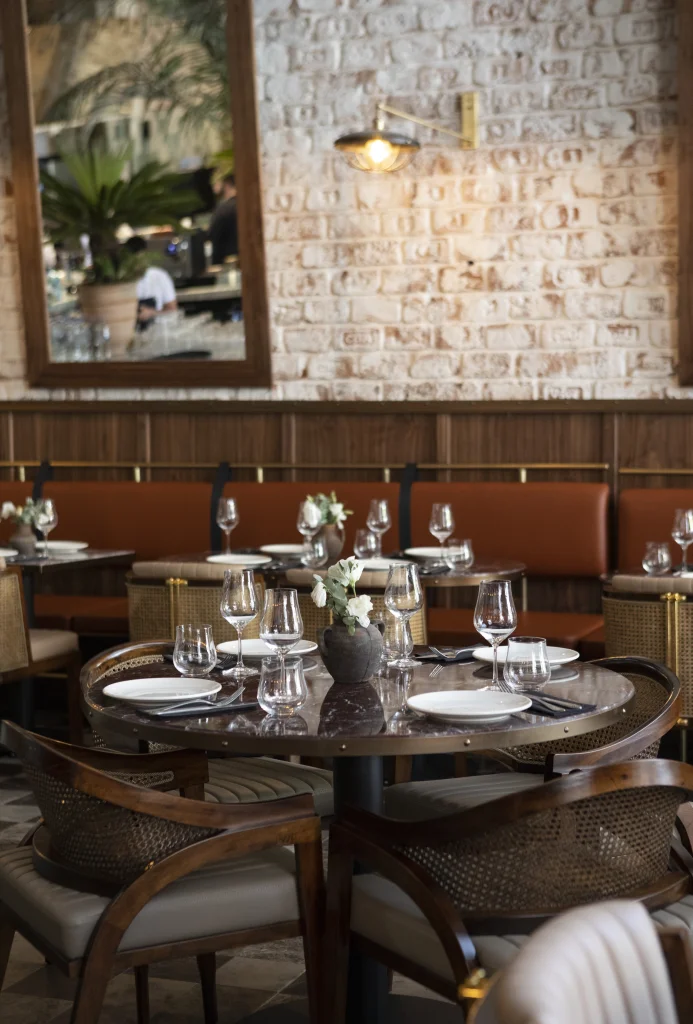 Muutto Street Food & Meze Bar