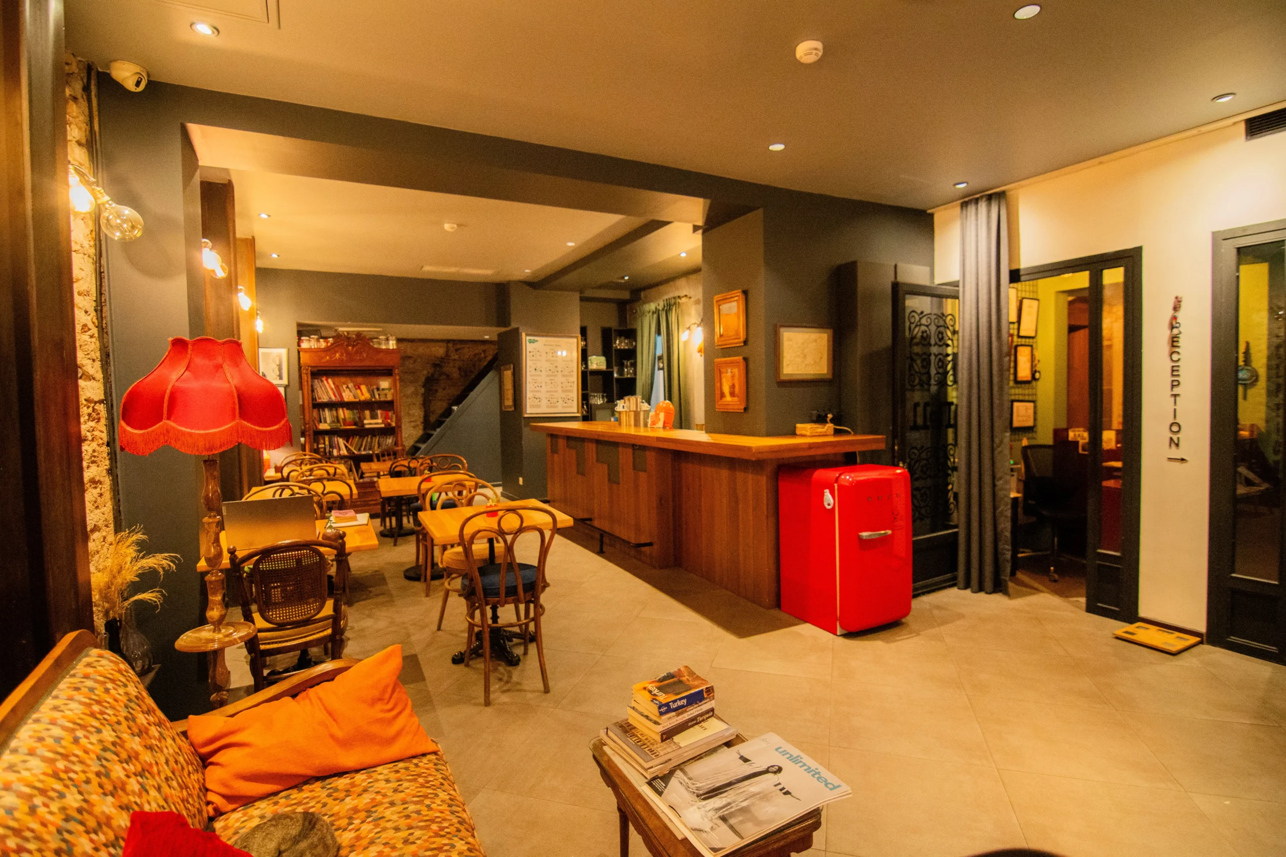 No11 Hotel & Apartments