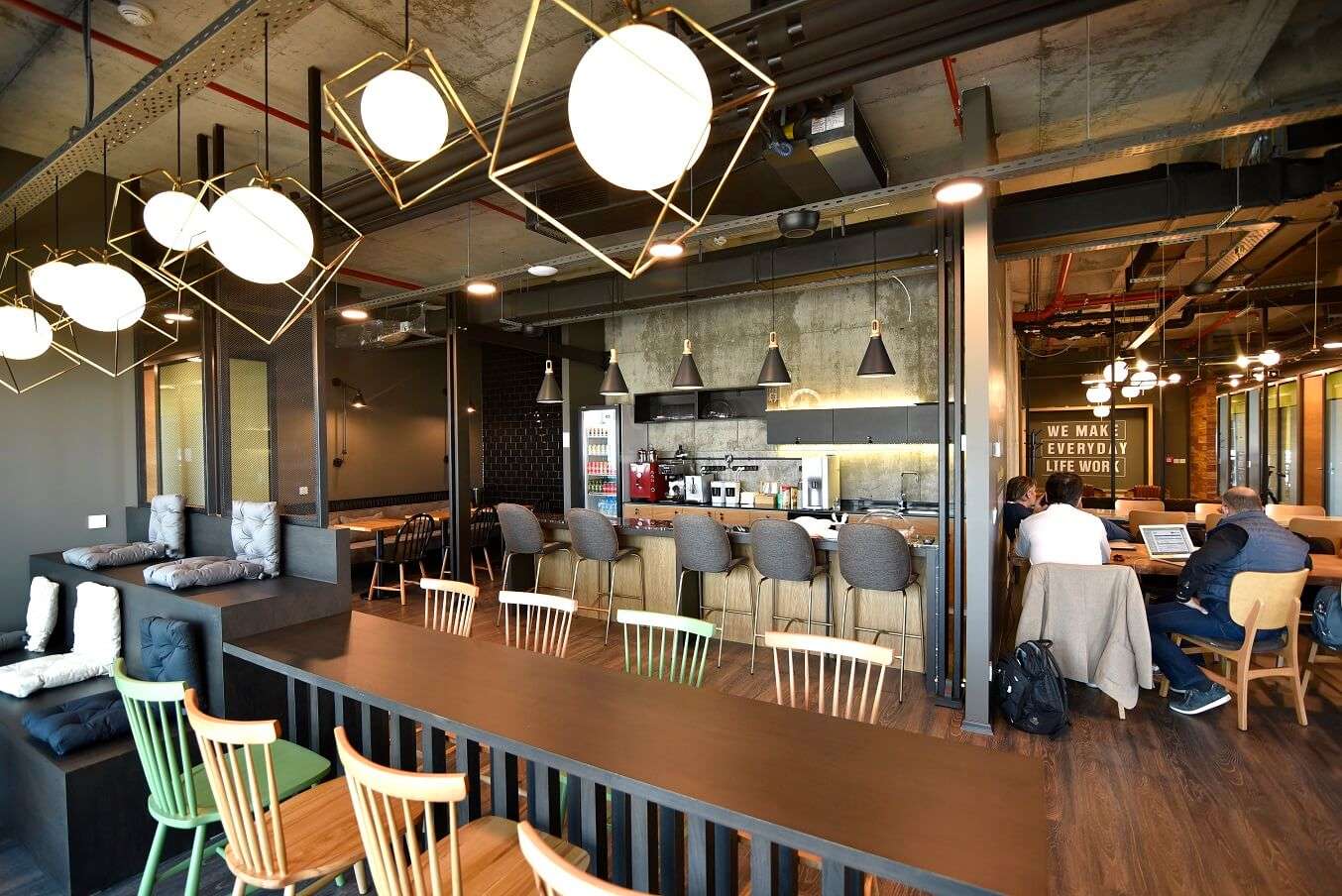 Plaza Cubes Palladium Tower Atasehir