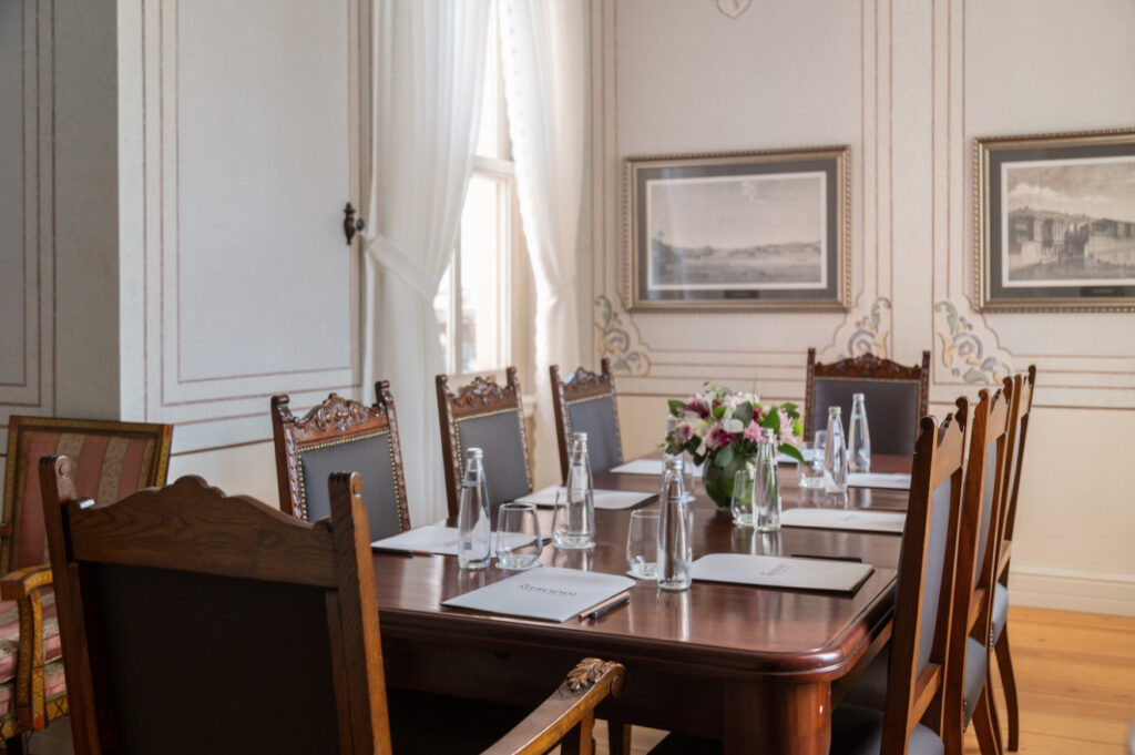 Samuel Barnathan Toplantı odası