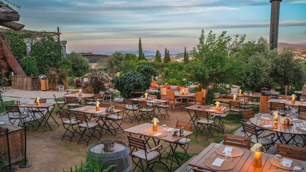 The Guru Restaurant Dış Mekan