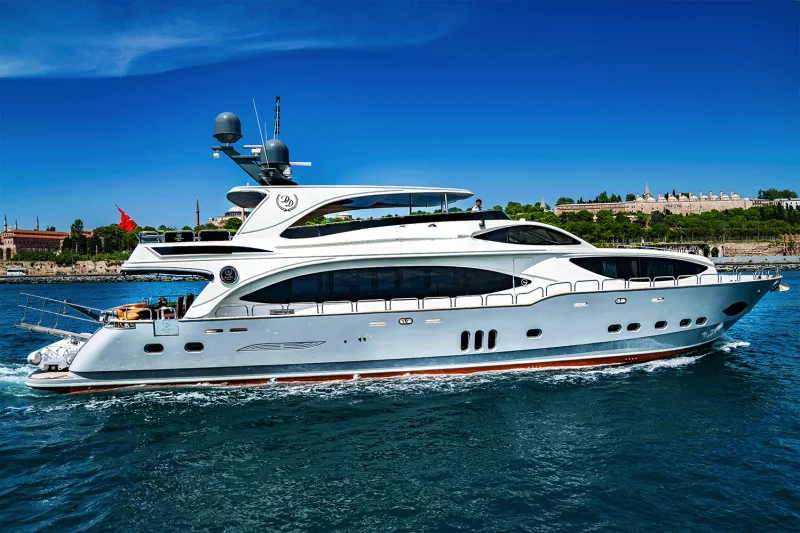Ada Bosphorus 18