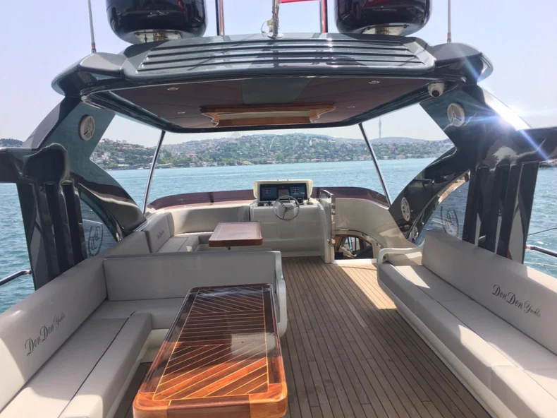 Ada Bosphorus 20