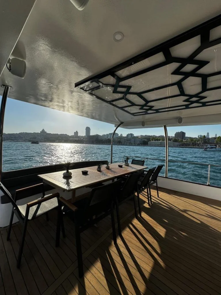 Ada Bosphorus 17