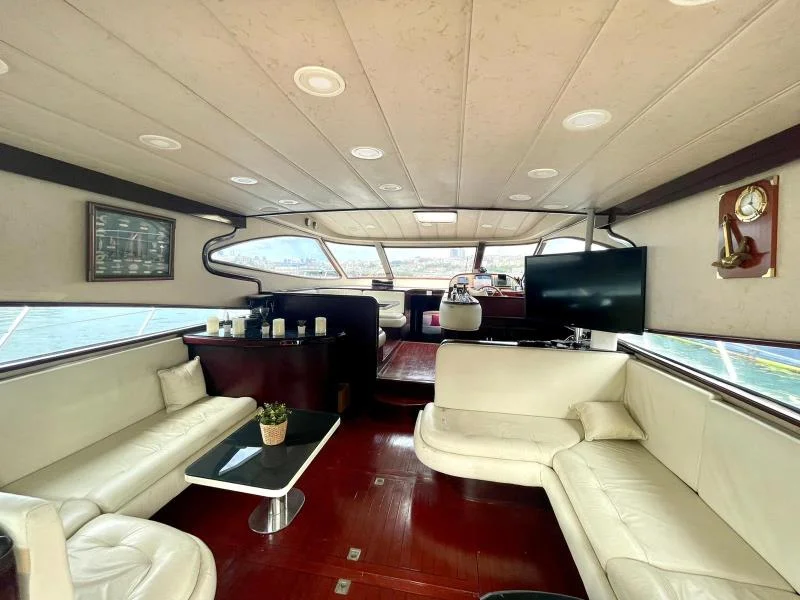 Ada Bosphorus 31