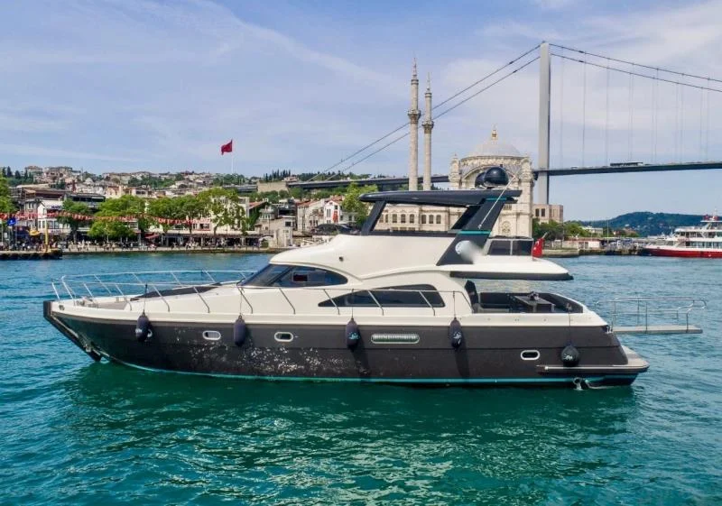 Ada Bosphorus 30