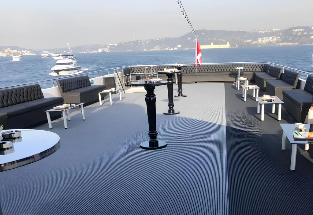 Ada Bosphorus 12