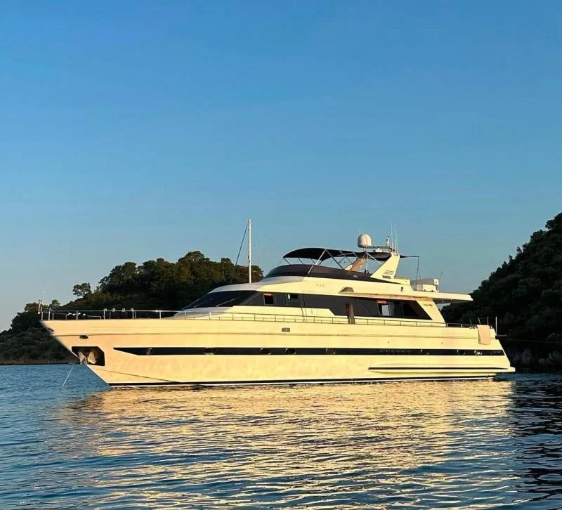 Ada Bosphorus 33