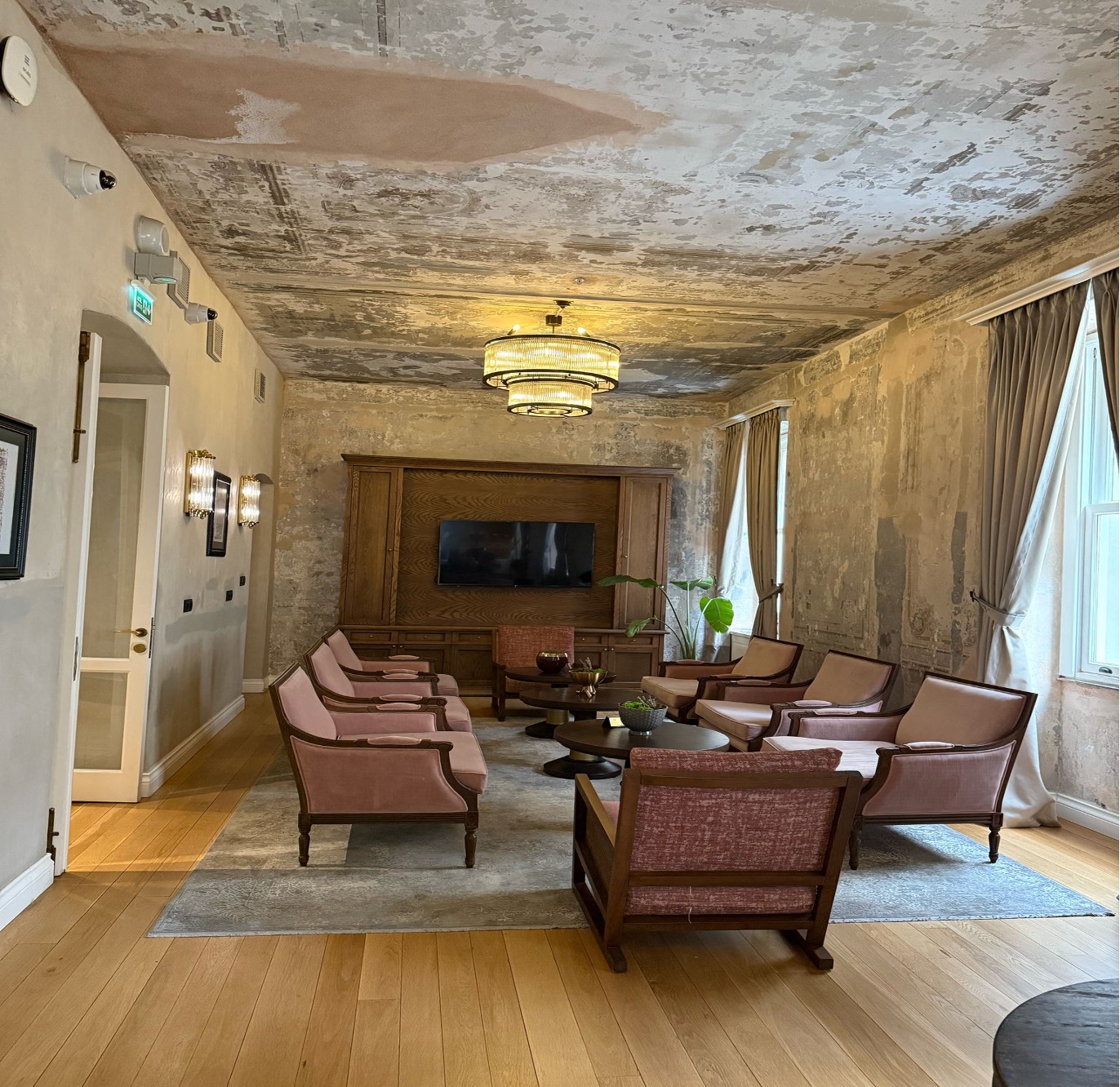 Literature Room - Oda Görseli