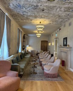 Adahan DeCamondo Pera, Autograph Collection